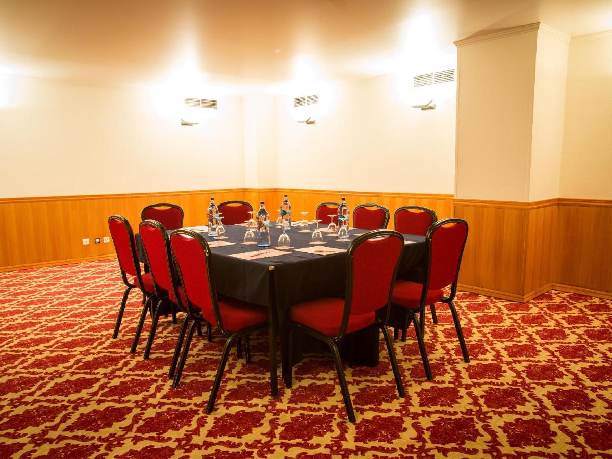 Dom Pedro Marina (Adults Only) Hotel Vilamoura Ngoại thất bức ảnh